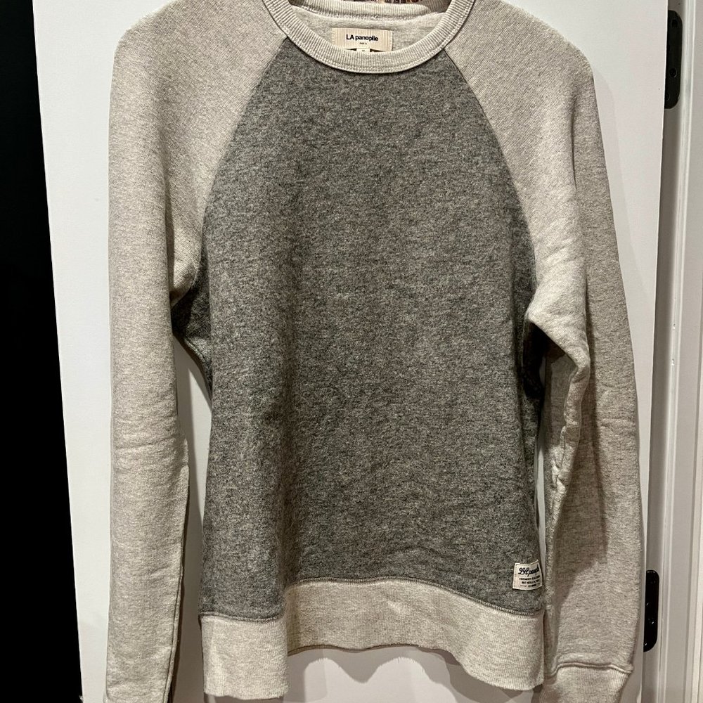 LA panoplie Paris Sweater Men’s Size Small Gray Pullover Crewneck